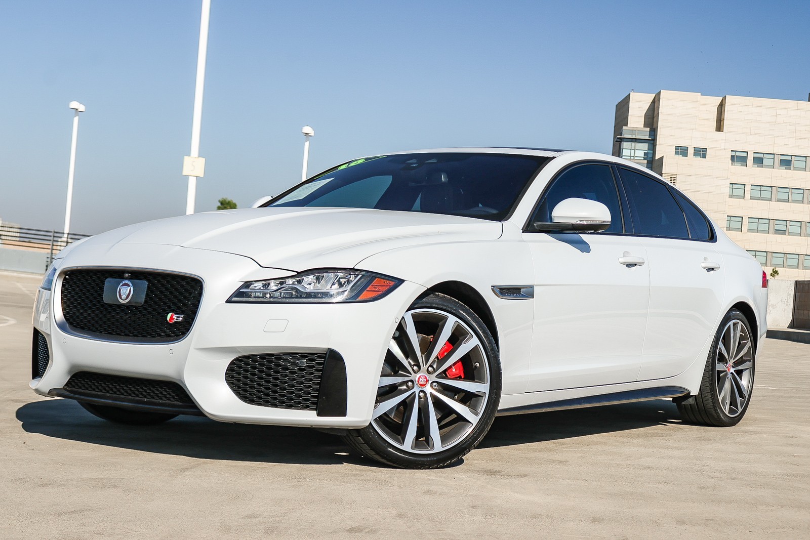 2018 Jaguar XF