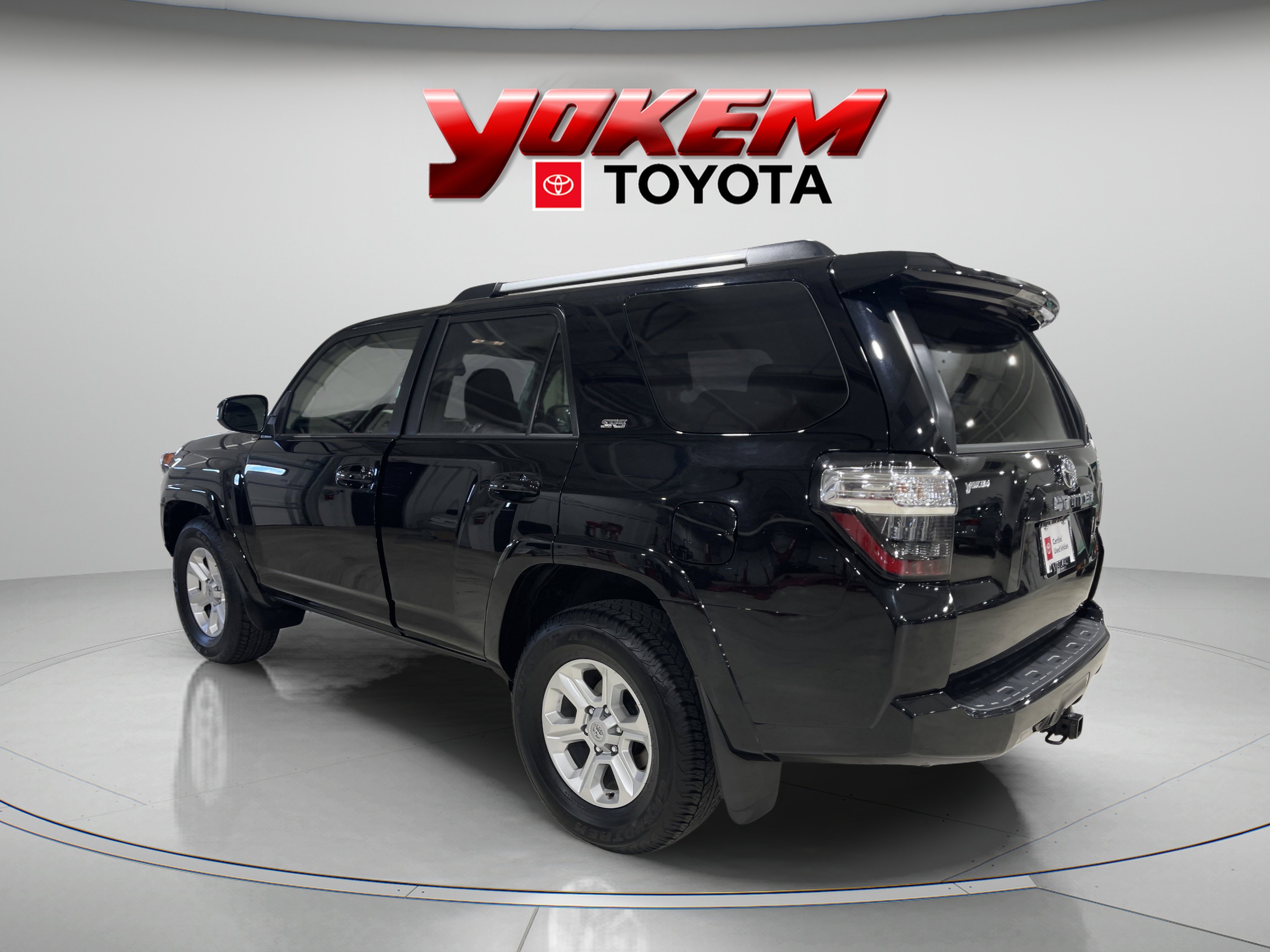 2024 Toyota 4Runner SR5 photo 2