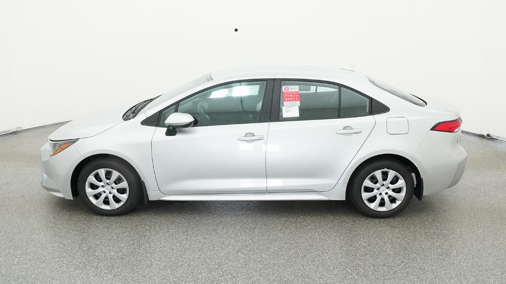 2025 Toyota Corolla LE photo 9