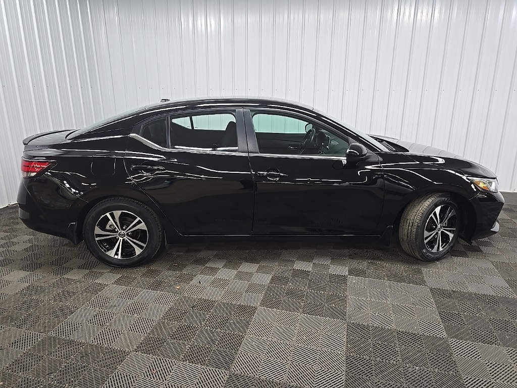 2022 Nissan Sentra SV photo 2