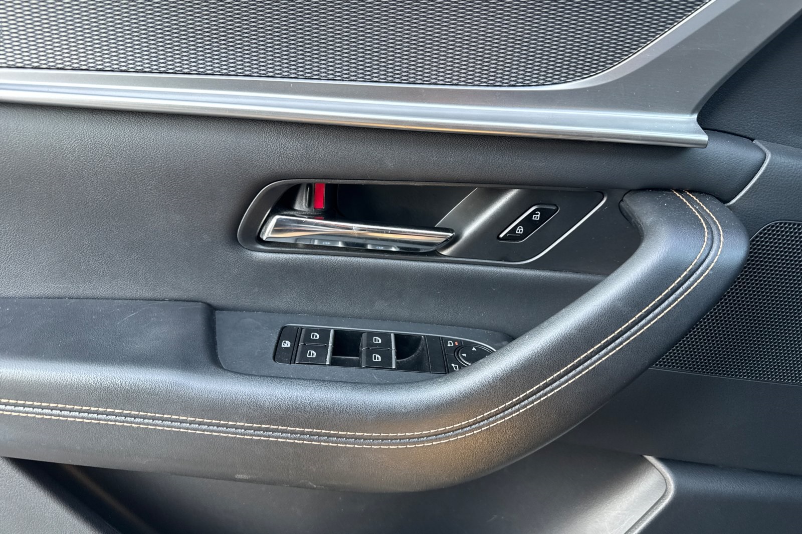 2024 Mazda CX-90 3.3 Turbo Preferred Plus photo 8