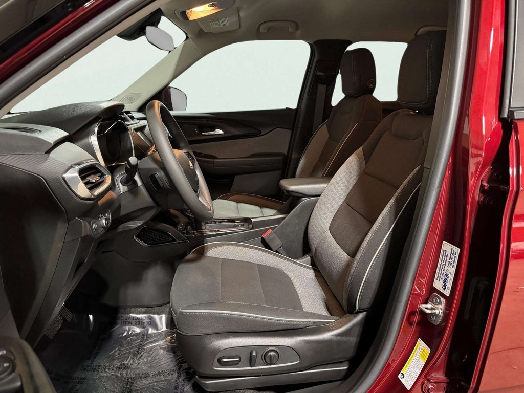 2023 Chevrolet Trailblazer LT photo 24
