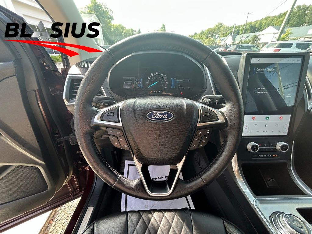 2023 Ford Edge Titanium photo 24