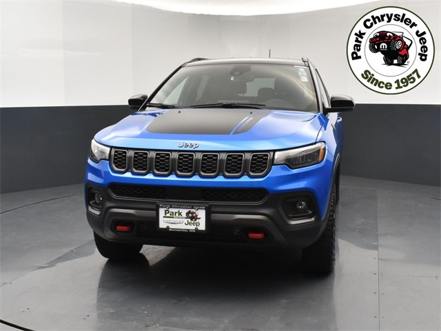 Used 2024 Jeep Compass Trailhawk with VIN 3C4NJDDN1RT131499 for sale in Burnsville, Minnesota
