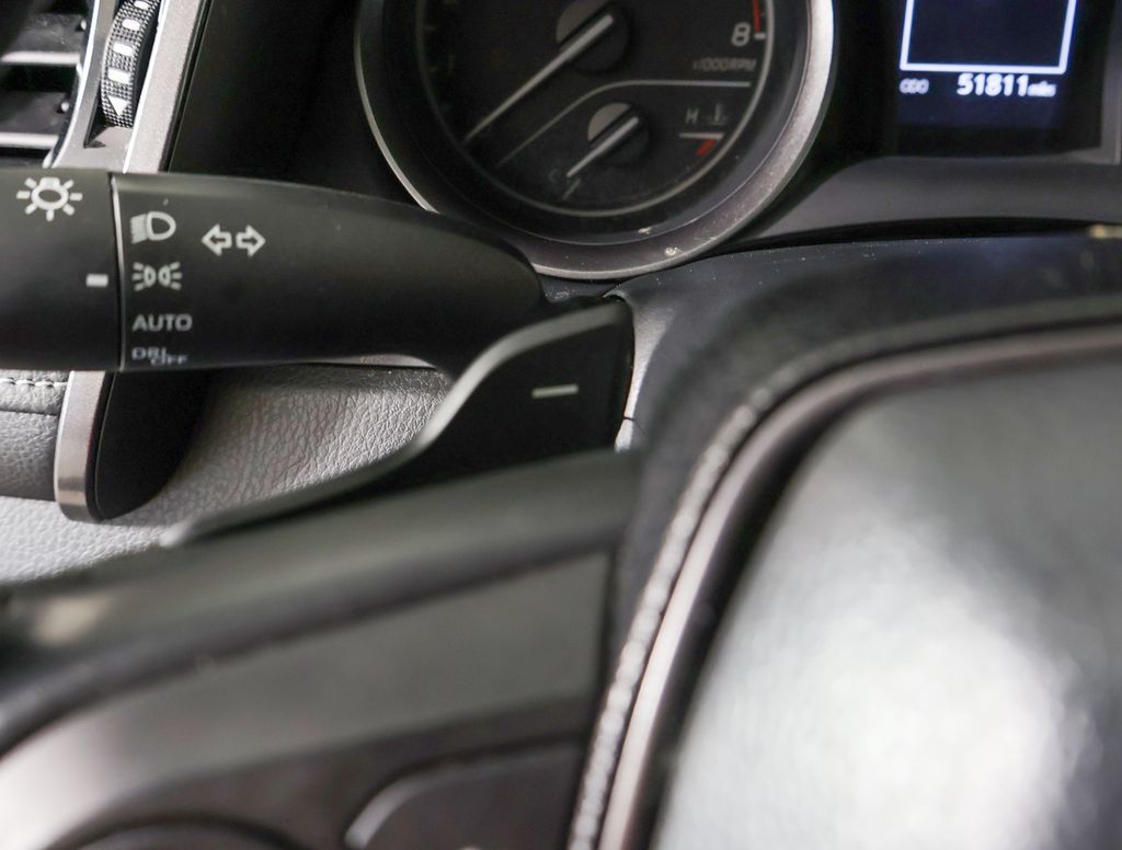 2023 Toyota Camry SE photo 11