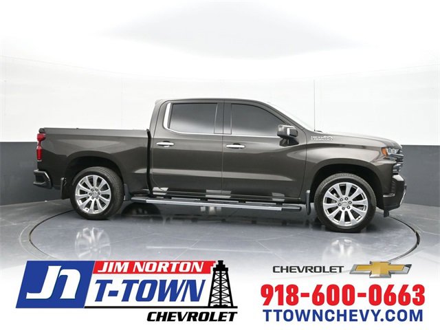 2021 Chevrolet Silverado 1500 High Country's photo