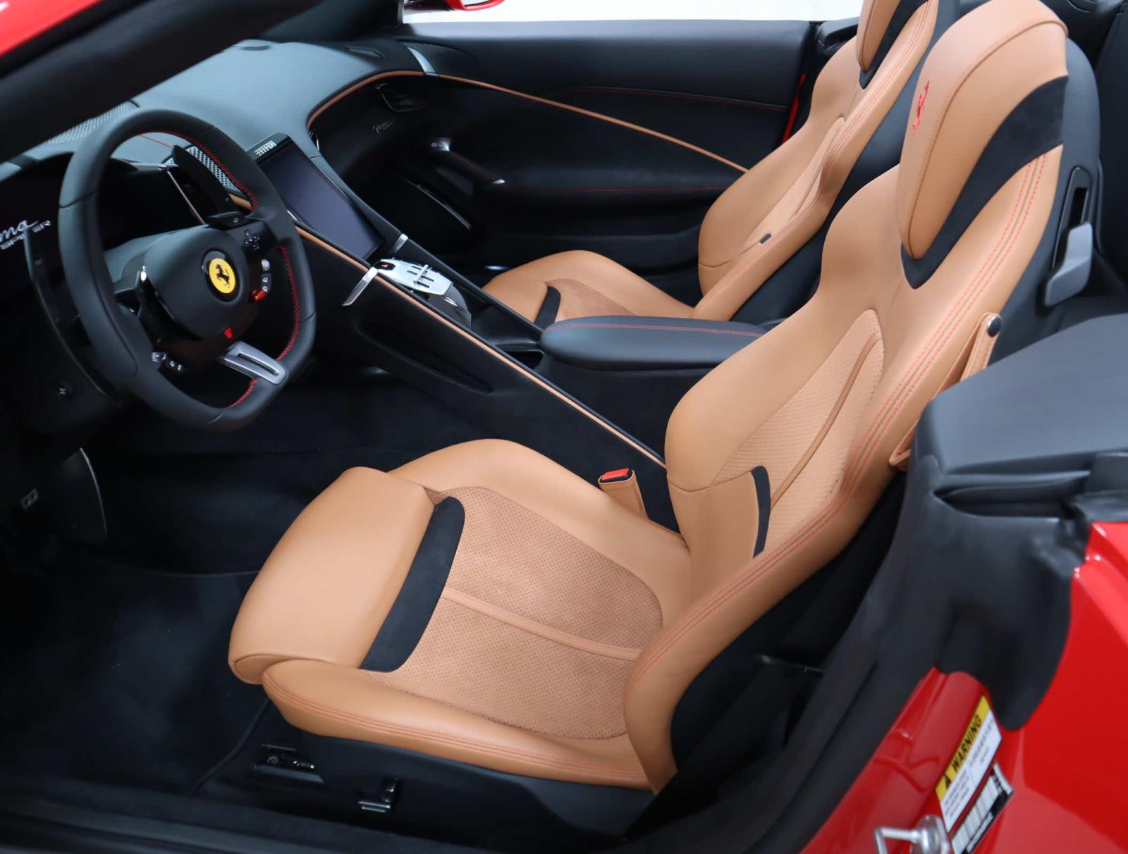 2025 Ferrari Roma Spider photo 23