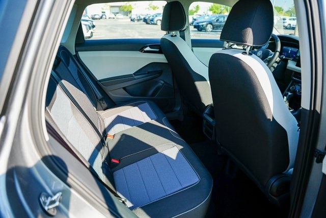 2025 Volkswagen Taos S photo 24