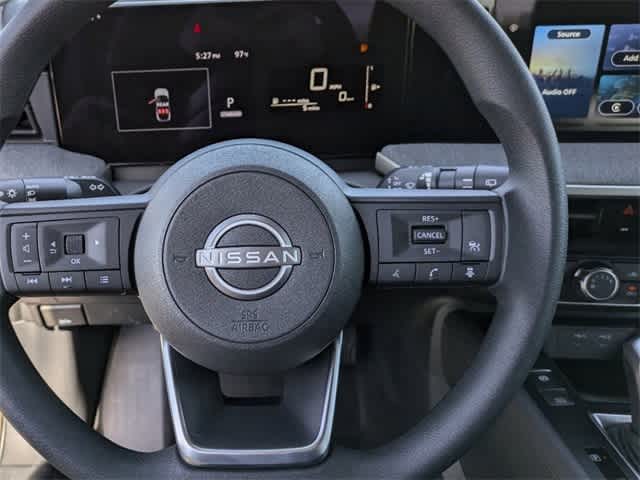 2025 Nissan Kicks SV photo 17