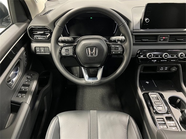 2025 Honda Pilot Touring photo 17