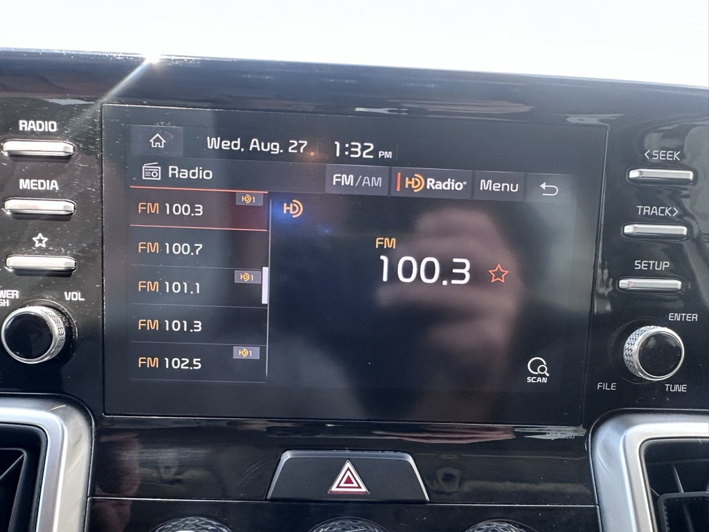 2021 Kia Sorento LX photo 10