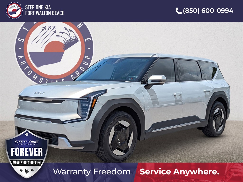 2026 Kia EV9 Light L/R's photo