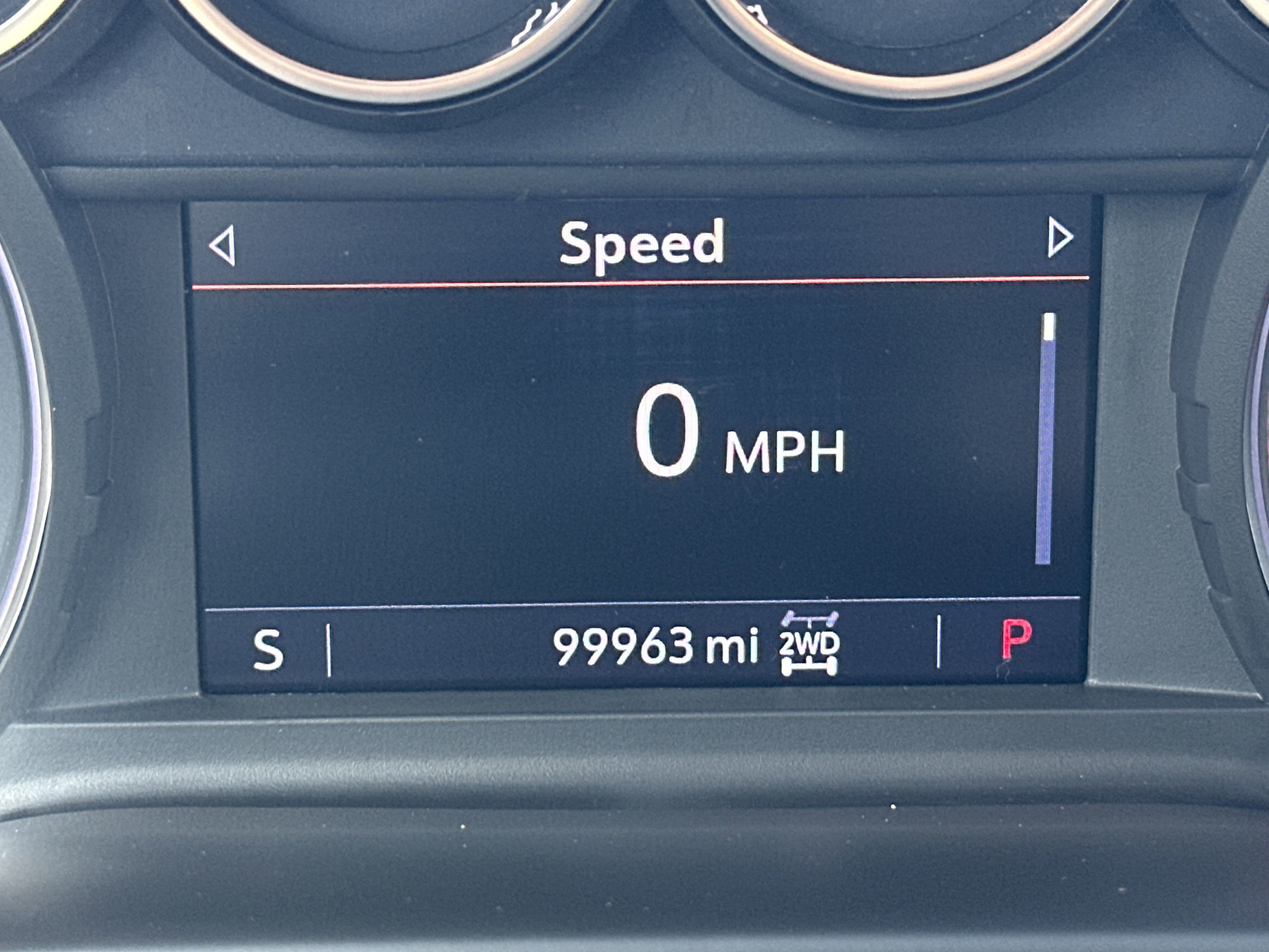 2021 Chevrolet Silverado 1500 RST photo 8