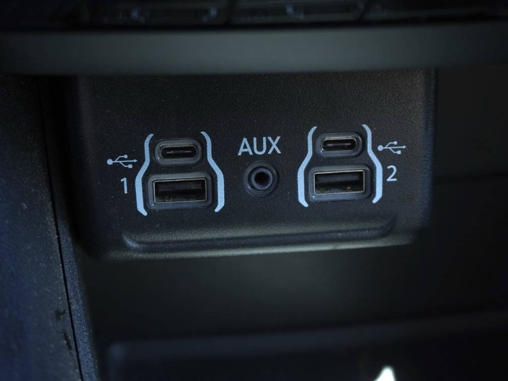 2022 Dodge Durango SXT photo 17