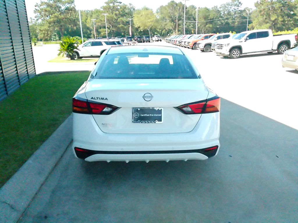 2025 Nissan Altima 2.5 S photo 4