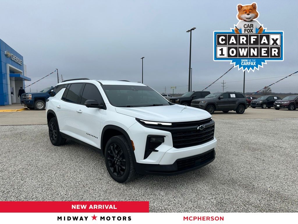 2024 Chevrolet Traverse 2LT's photo