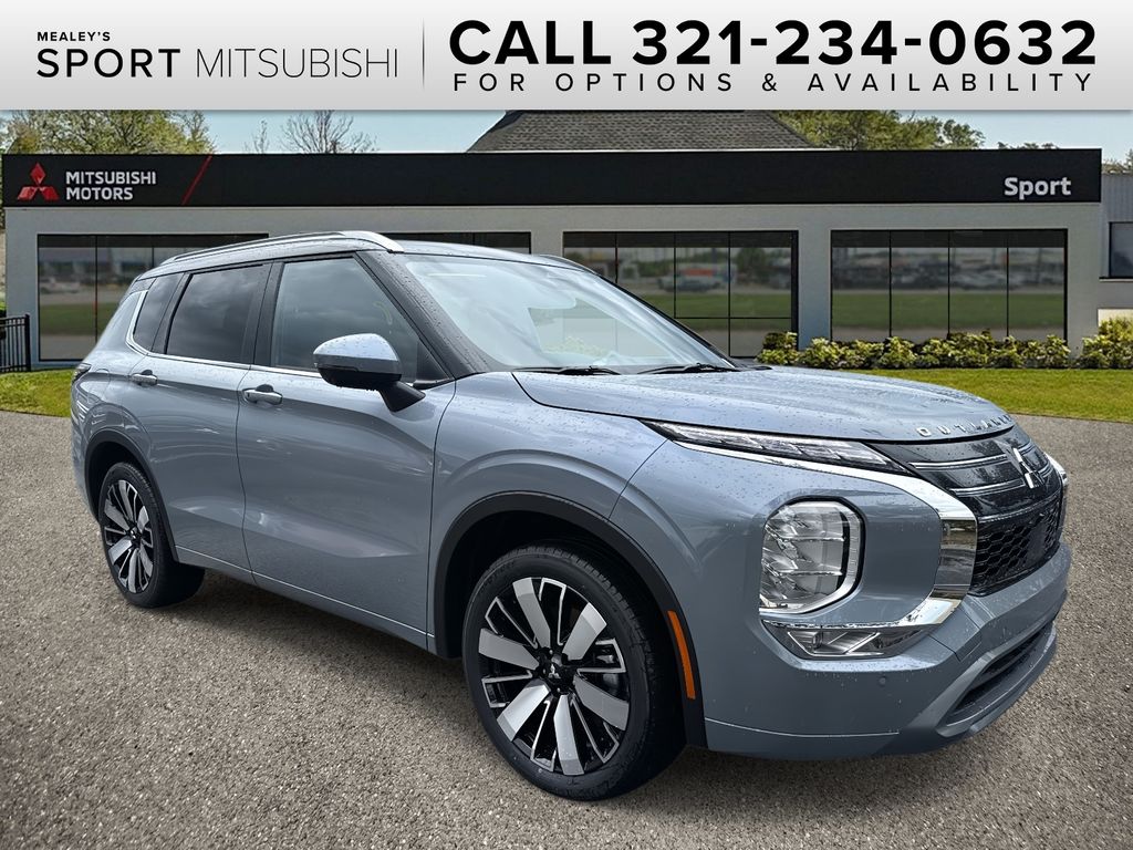 2025 Mitsubishi Outlander SEL's photo