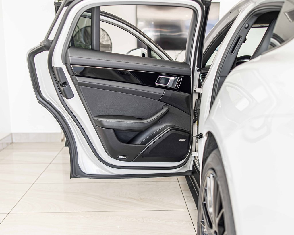 2019 PORSCHE PANAMERA - Image 36