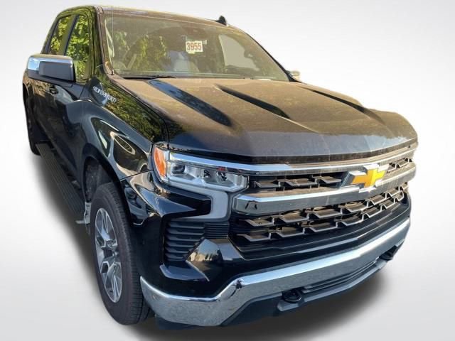 2022 Chevrolet Silverado 1500 LT photo 3