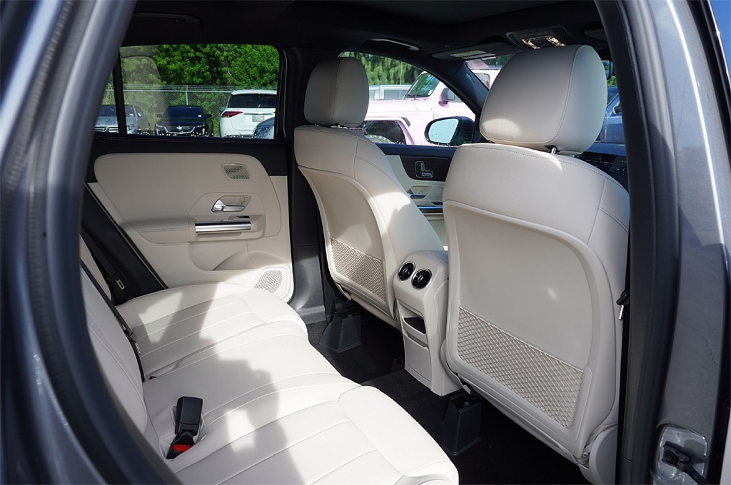 2026 Mercedes Benz GLA 250 photo 14