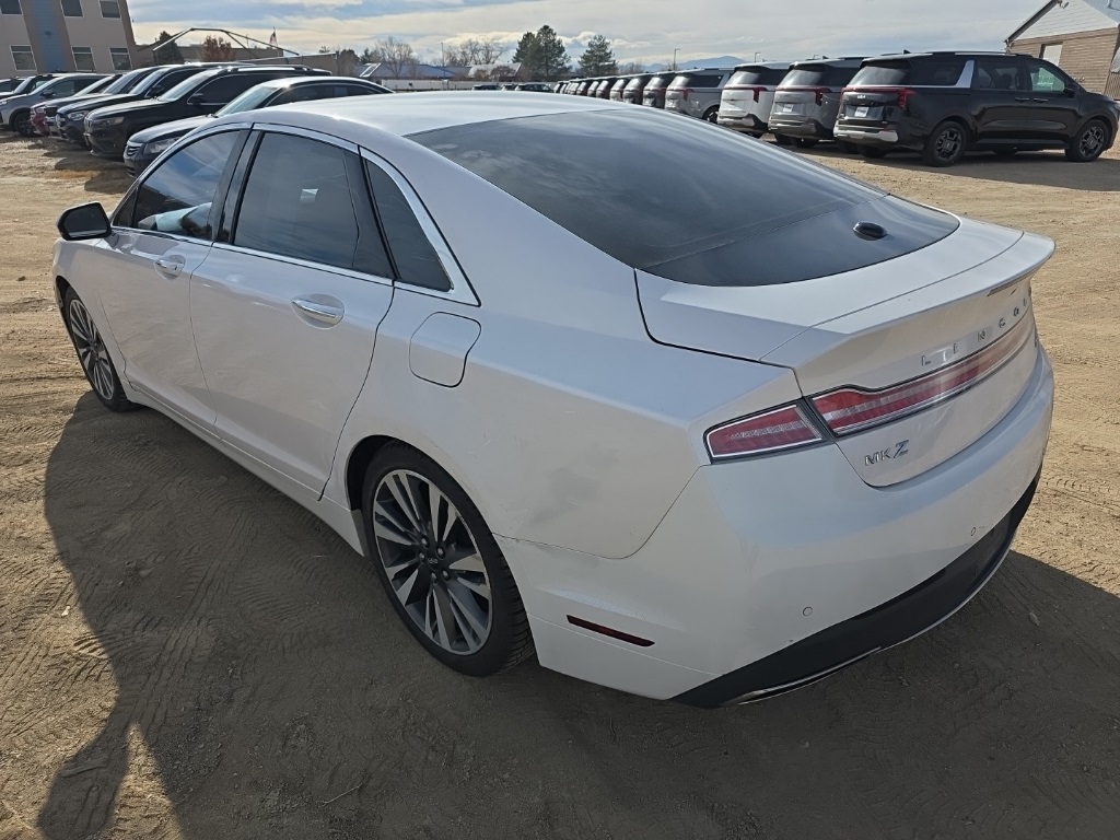 2017 Lincoln MKZ Reserve photo 3