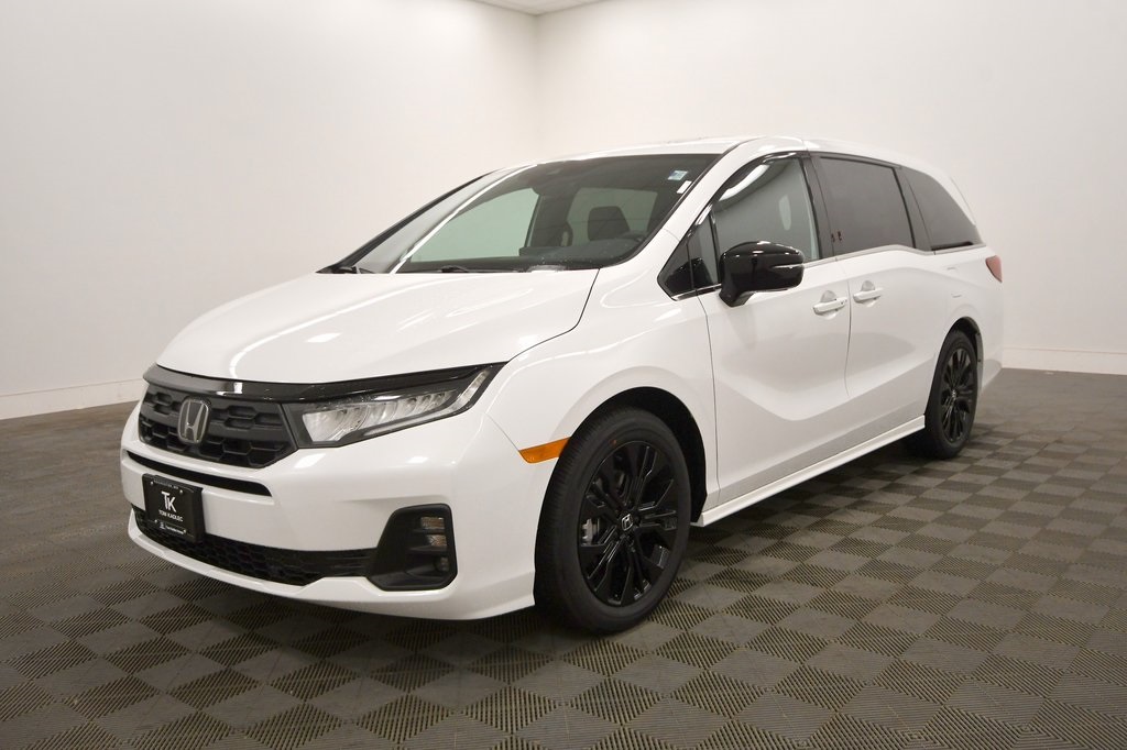 2026 Honda Odyssey photo 2