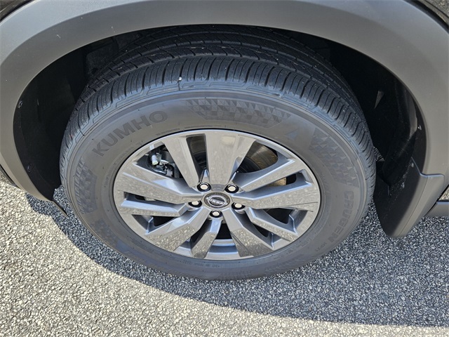 2025 Nissan Pathfinder SV photo 16