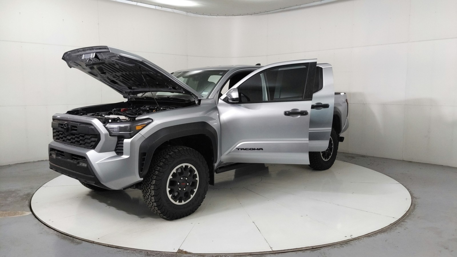 Used 2024 WHITE Toyota TRD Off Road image 9