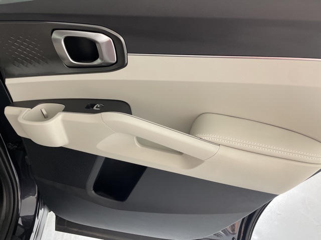 2025 Kia Sorento S photo 38