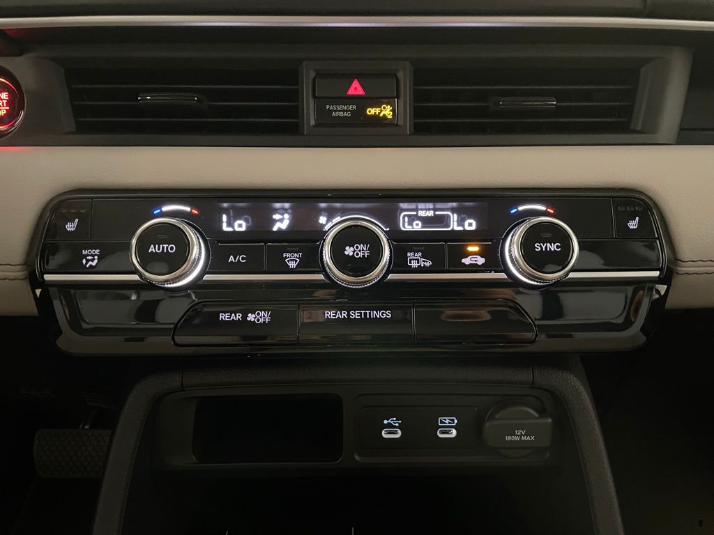 2026 Honda Passport photo 23
