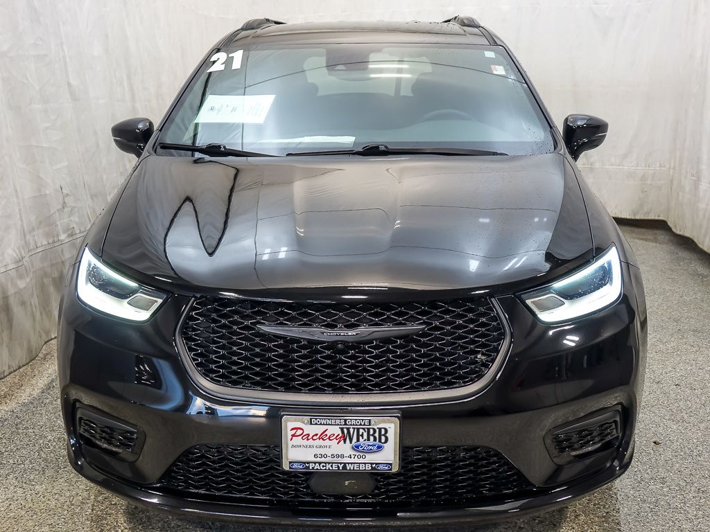 2021 Chrysler Pacifica Touring L photo 5
