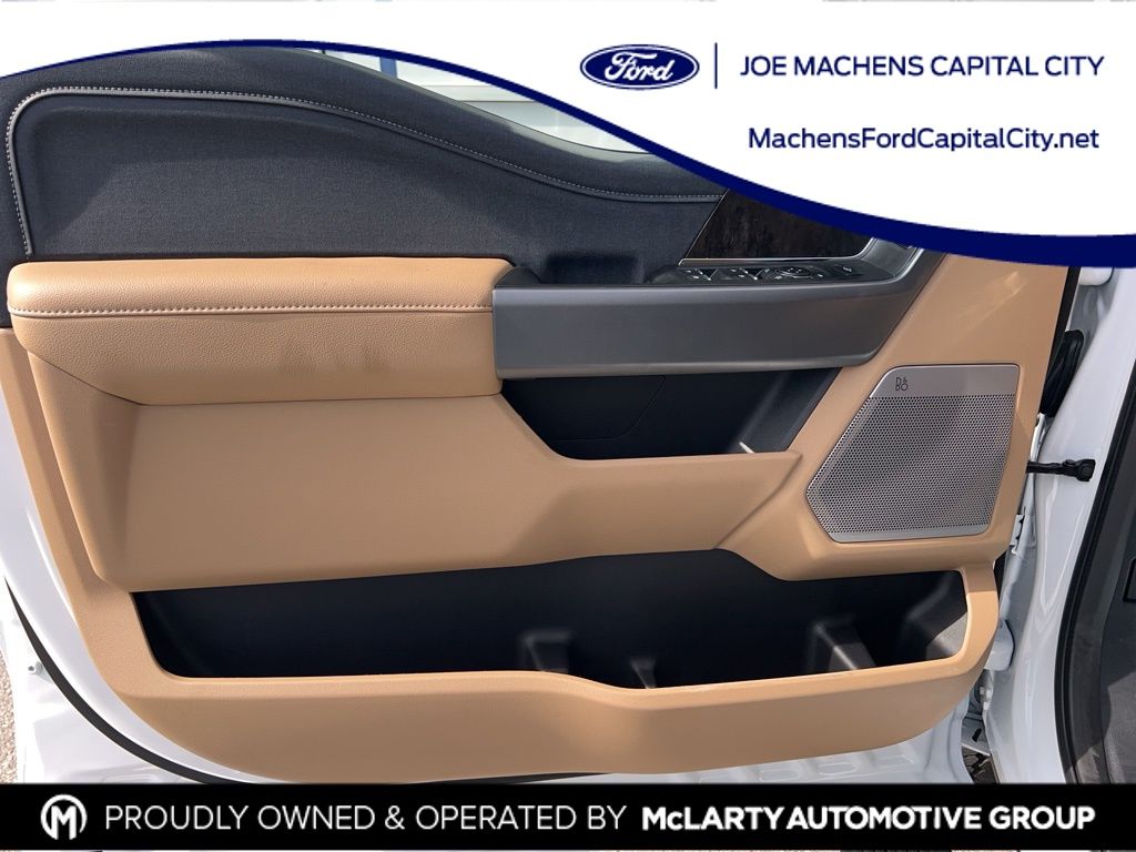 2026 Ford F-350 Lariat photo 18