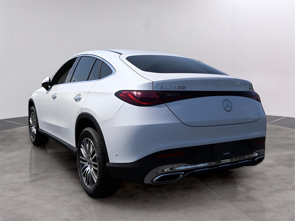 2026 Mercedes Benz GLC 300 Coupe photo 4