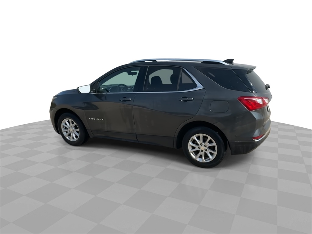 2018 Chevrolet Equinox LT photo 6