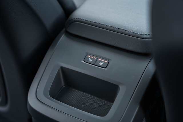 2025 Volvo XC60 Hybrid T8 Plus photo 30