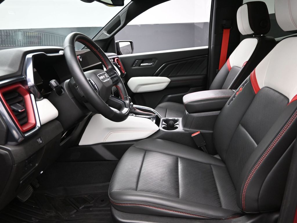 2023 Gmc Canyon AT4X photo 11