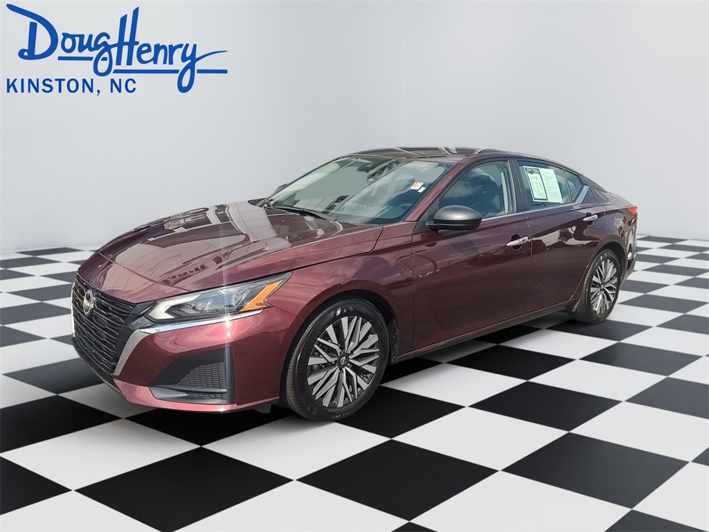 2024 Nissan Altima SV