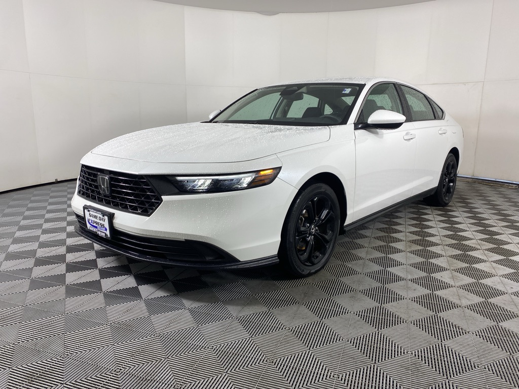 2024 Honda Accord LX photo 3