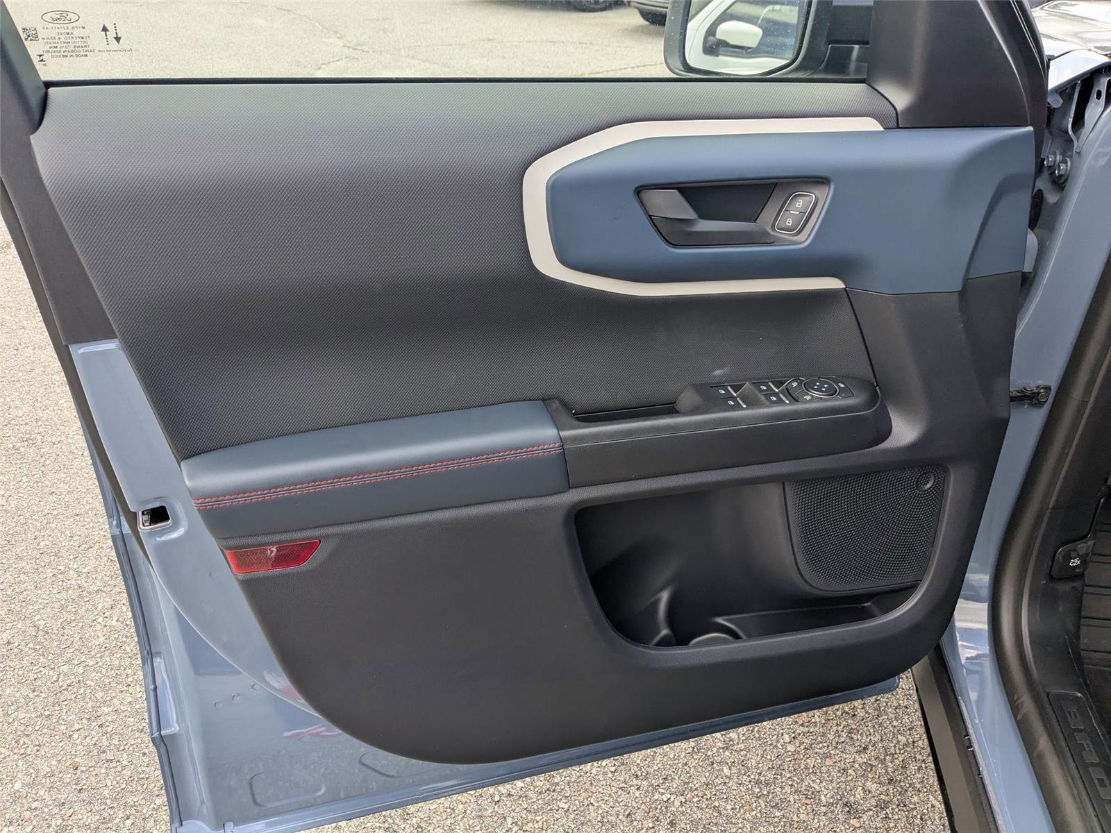 2025 Ford Bronco Sport Heritage photo 4