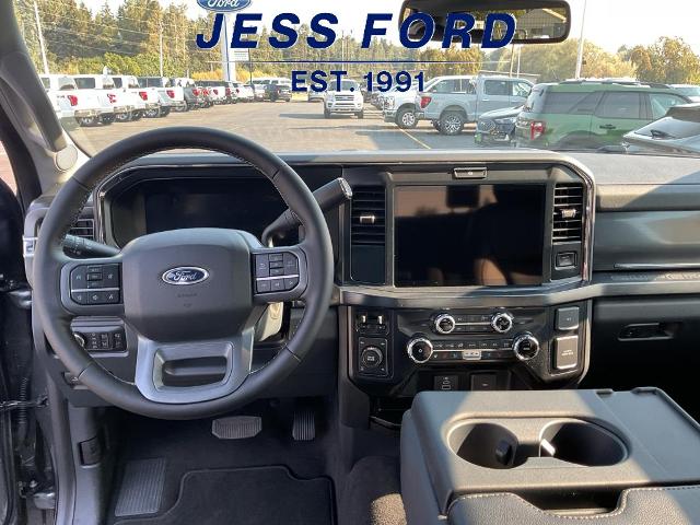 2026 Ford F-350 Lariat photo 13