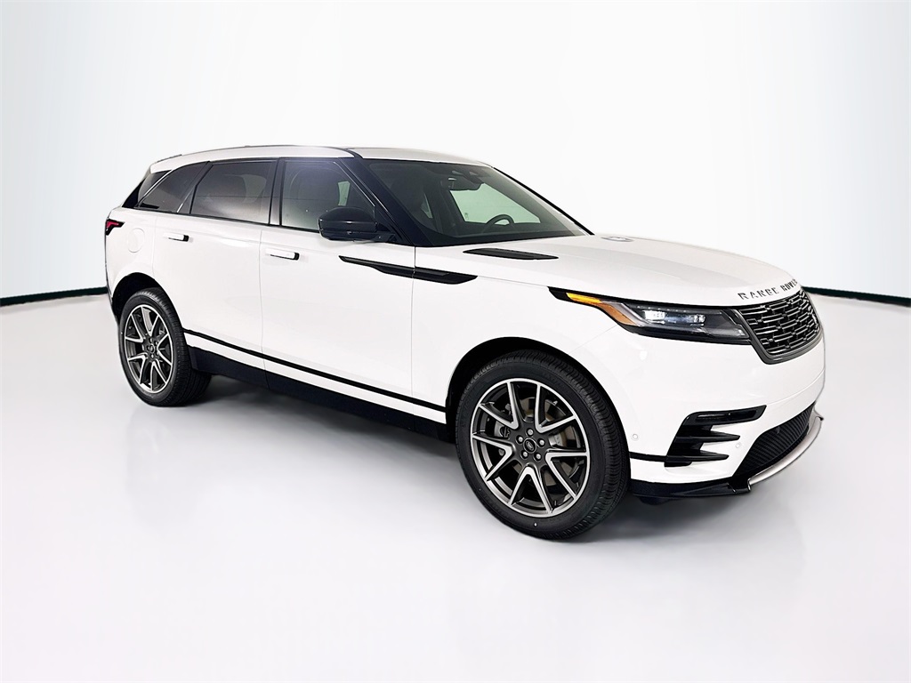 2026 Land Rover Range Rover Velar SE photo 3
