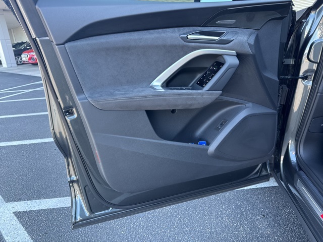 2025 Audi SQ5 Premium Plus photo 9