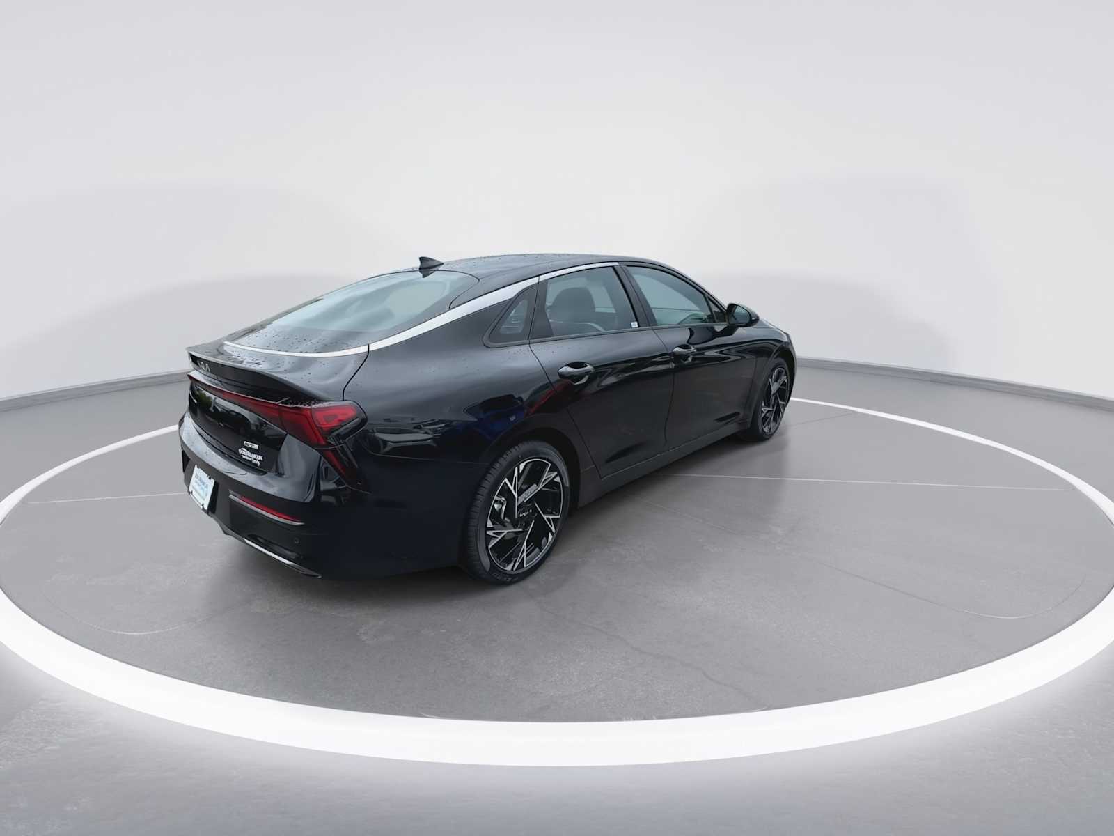 2025 Kia K5 GT-Line photo 8