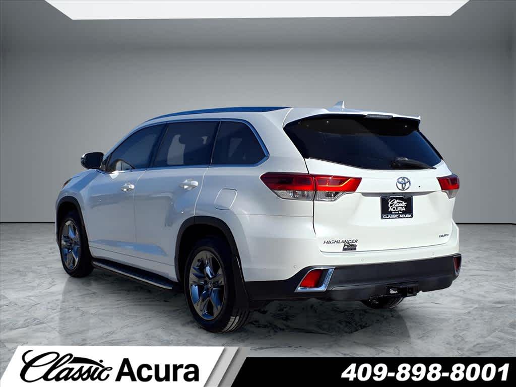 2019 Toyota Highlander Limited photo 2