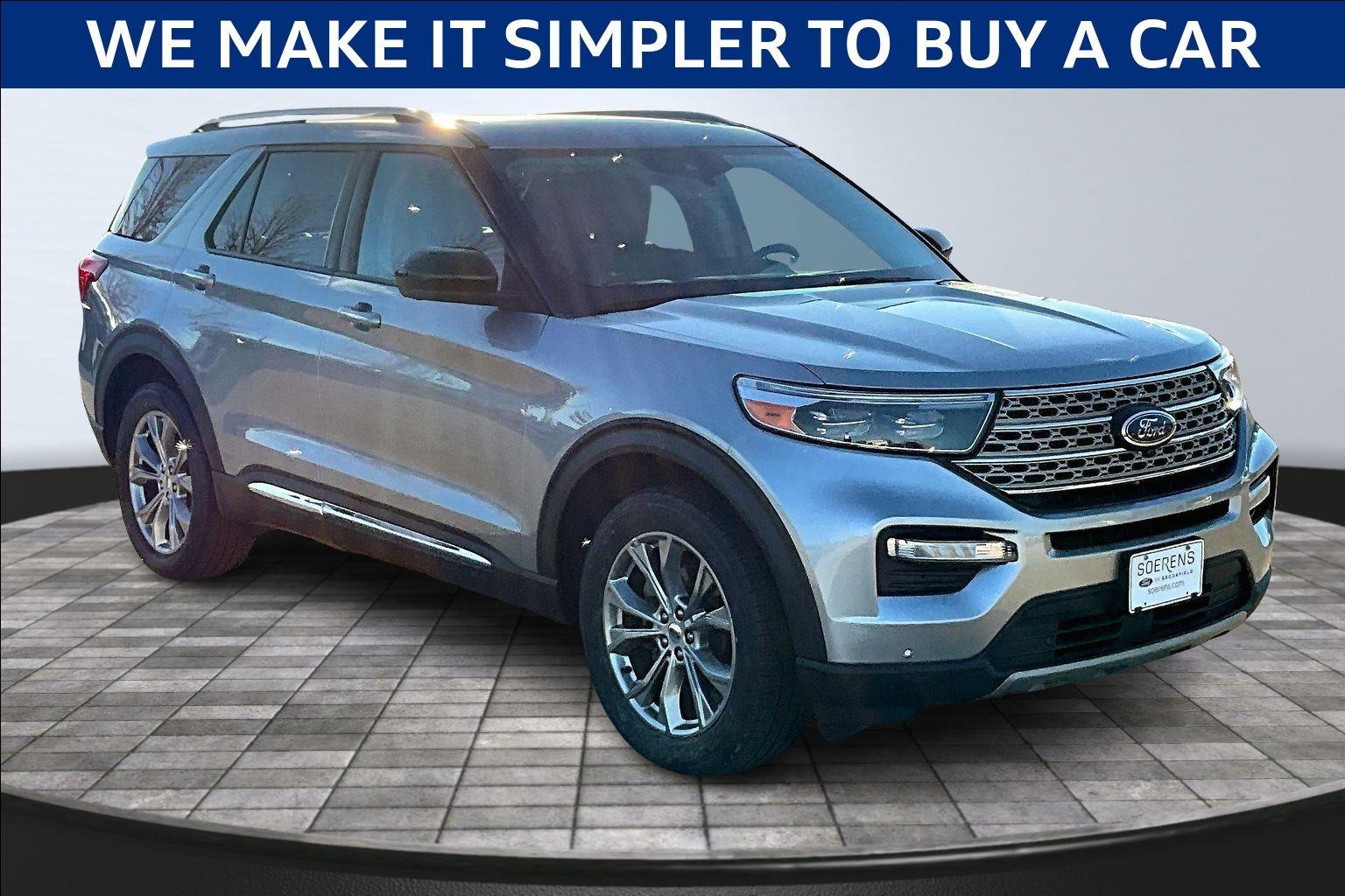 2022 Ford Explorer Limited's photo