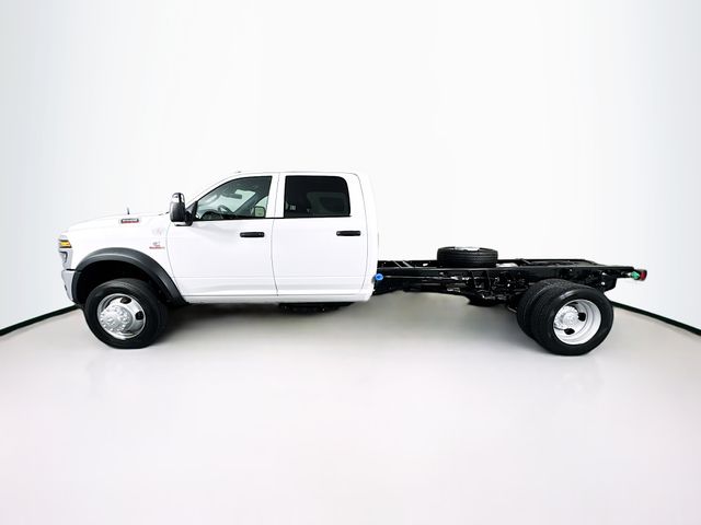 2025 Ram 5500 Tradesman photo 4