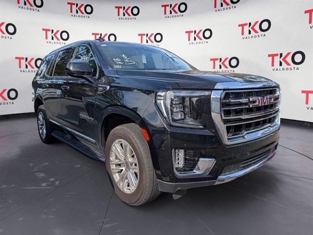 2023 GMC Yukon SLT's photo