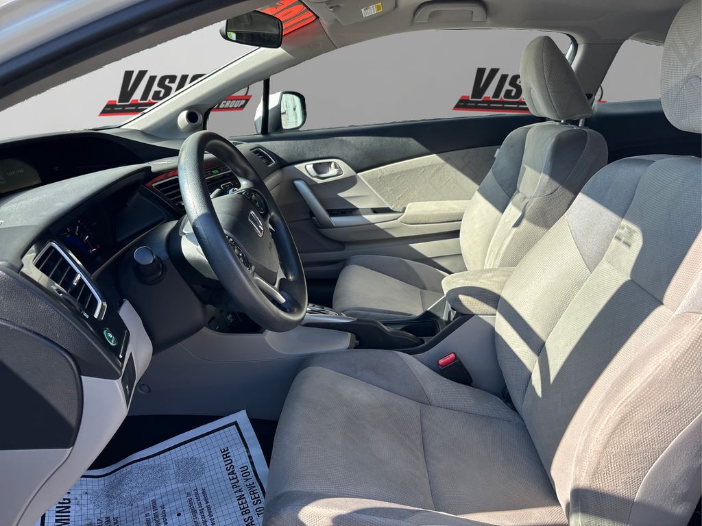 2013 Honda Civic LX photo 9
