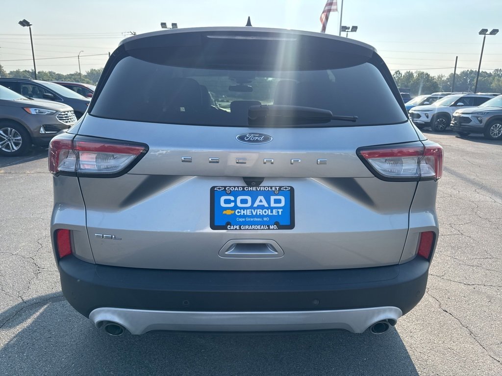 2021 Ford Escape SEL photo 3