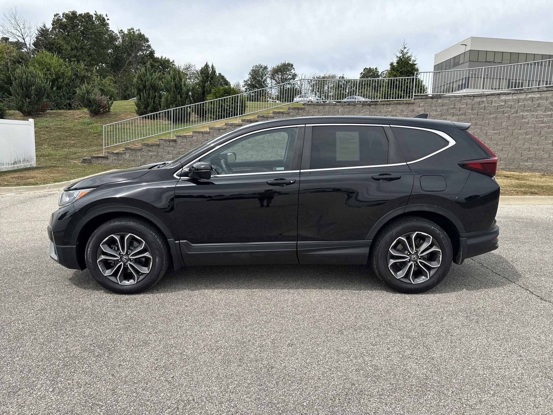 2022 Honda CR-V EX photo 4